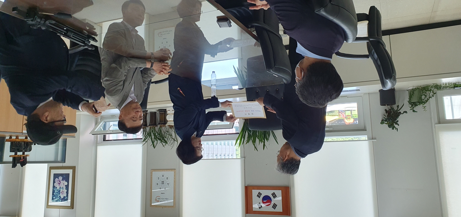 제주보훈지청에 성명서 전달[크기변환] 1.jpg